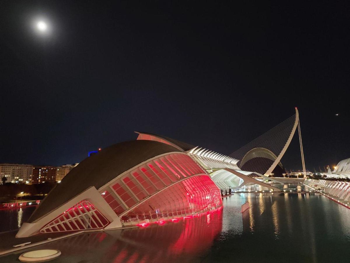 Las Artes Hlius Luxury Apartments Valencia Kültér fotó